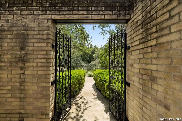 206 Rio Seco St San Antonio, TX 78232