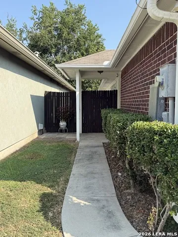212 DOGWOOD DR New Braunfels, TX 78130