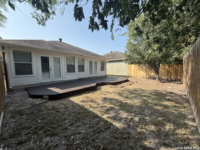 212 DOGWOOD DR New Braunfels, TX 78130