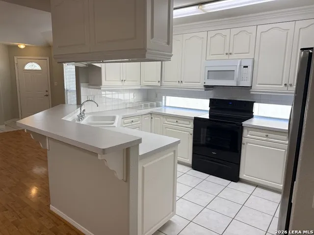 212 DOGWOOD DR New Braunfels, TX 78130
