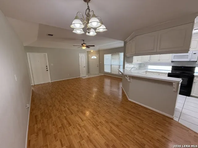 212 DOGWOOD DR New Braunfels, TX 78130