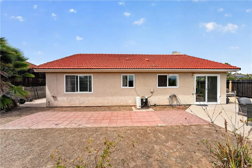 25219 Ridgeplume Murrieta, CA 92563