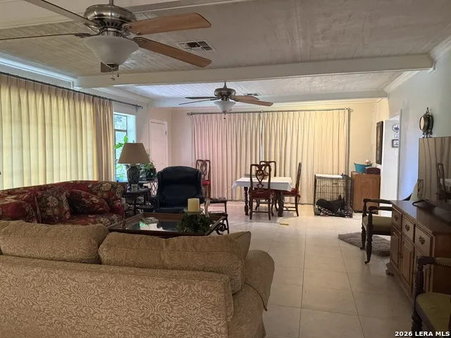 100 Hazel Ave Three Rivers, TX 78071