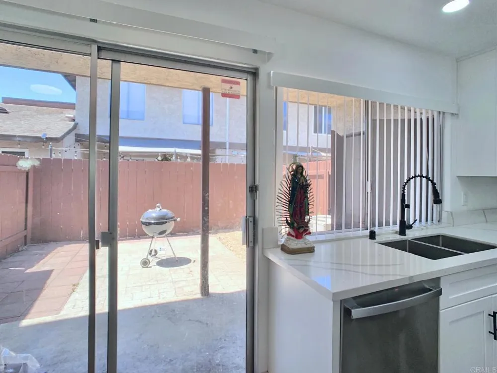 319 Sun Court El Cajon, CA 92021