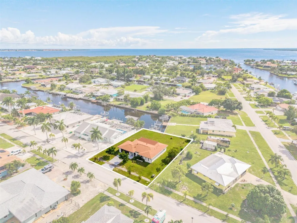 155 MORGAN LANE SE Port Charlotte, FL 33952