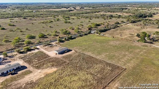 2354 Stevens Rd Somerset, TX 78069
