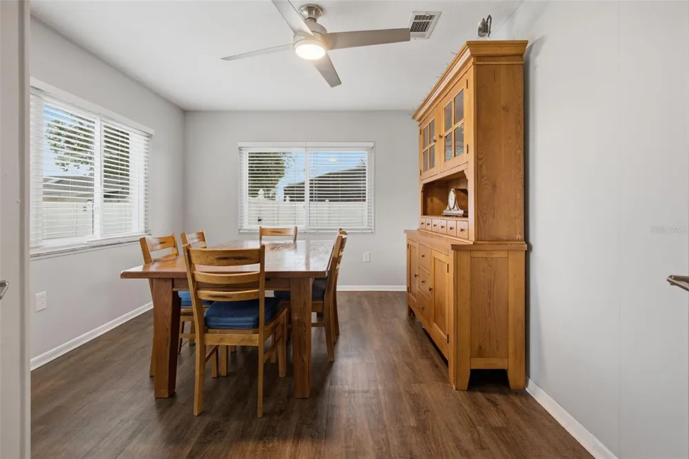 5325 JAMES ROAD Fruitland Park, FL 34731