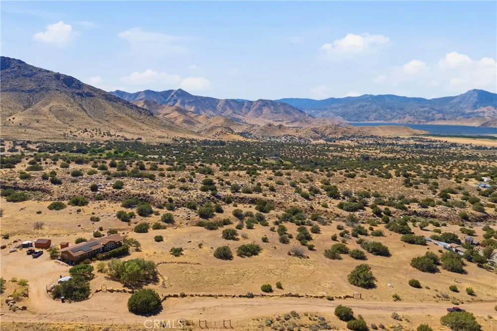 Brooks Rd Weldon, CA 93283