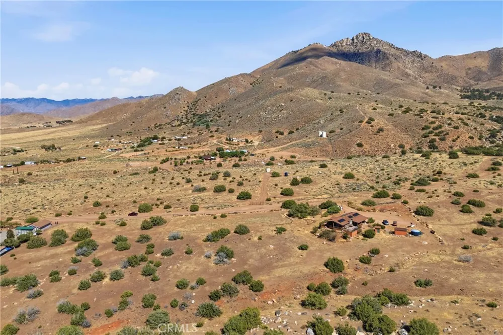 Brooks Rd Weldon, CA 93283