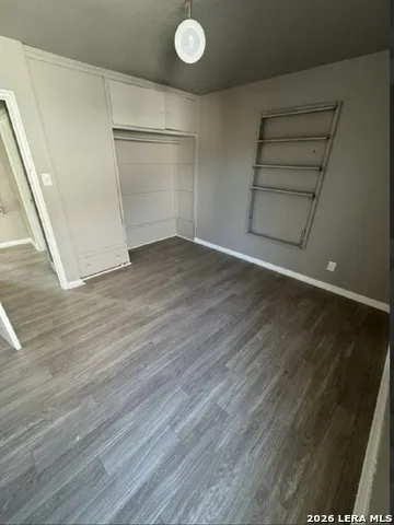 627 BEXAR DR San Antonio, TX 78228