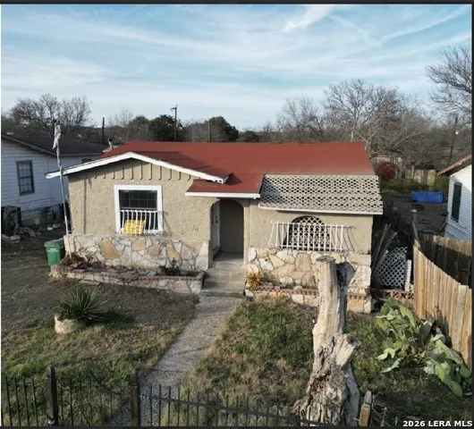 627 BEXAR DR San Antonio, TX 78228