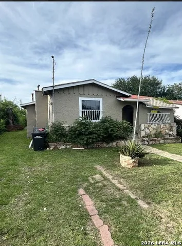 627 BEXAR DR San Antonio, TX 78228