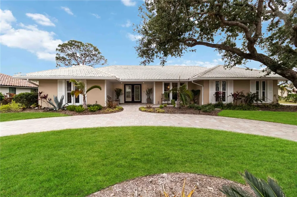 464 YACHT HARBOR DRIVE Osprey, FL 34229
