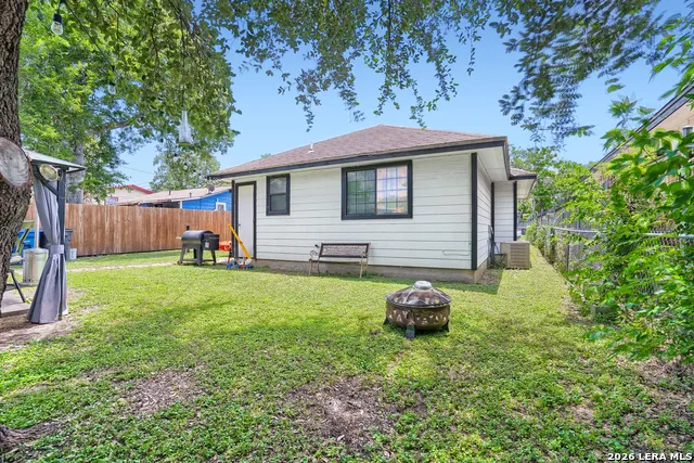151 PIMA ST San Antonio, TX 78211