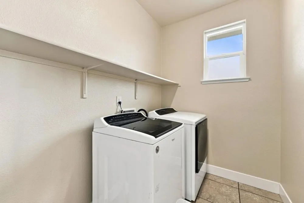 10068 Carinata Drive Elk Grove, CA 95757
