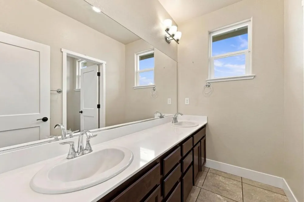 10068 Carinata Drive Elk Grove, CA 95757