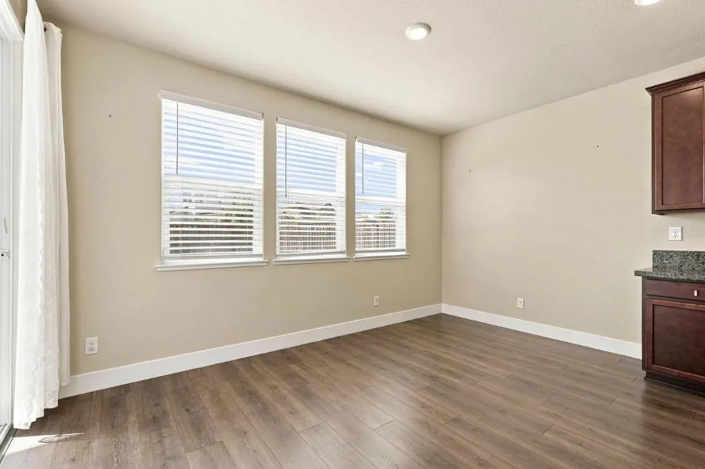 10068 Carinata Drive Elk Grove, CA 95757