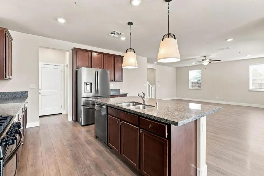 10068 Carinata Drive Elk Grove, CA 95757