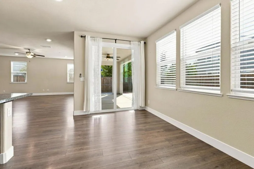 10068 Carinata Drive Elk Grove, CA 95757