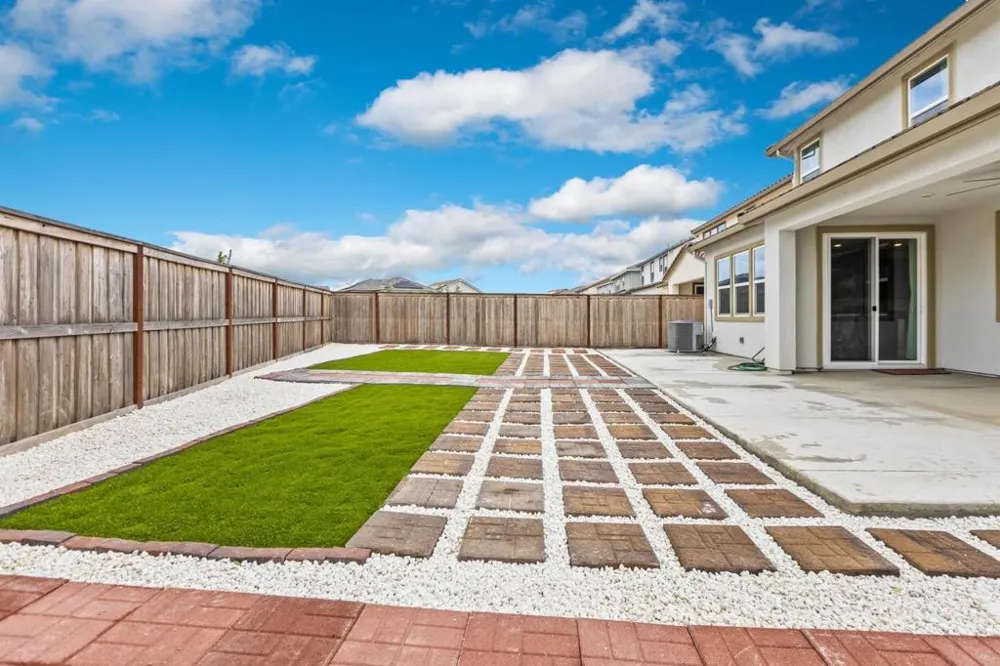 10068 Carinata Drive Elk Grove, CA 95757
