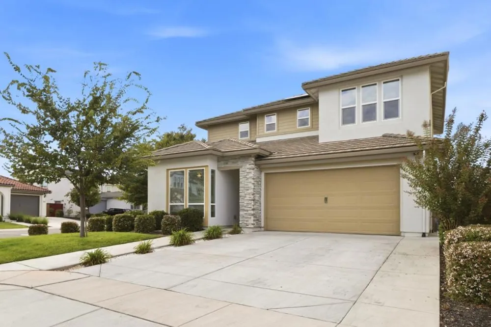 10068 Carinata Drive Elk Grove, CA 95757