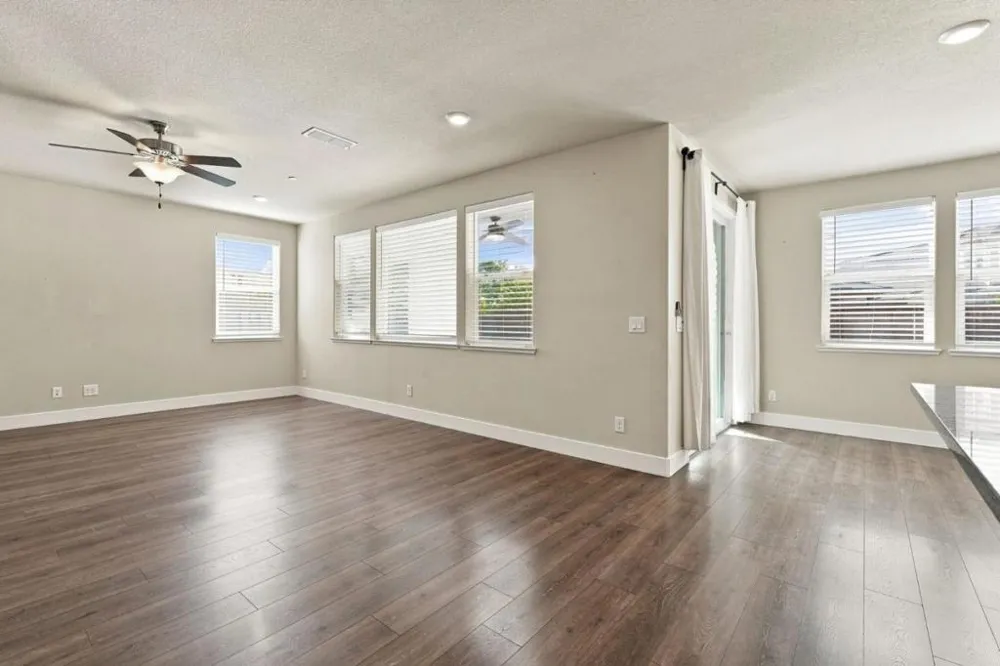 10068 Carinata Drive Elk Grove, CA 95757