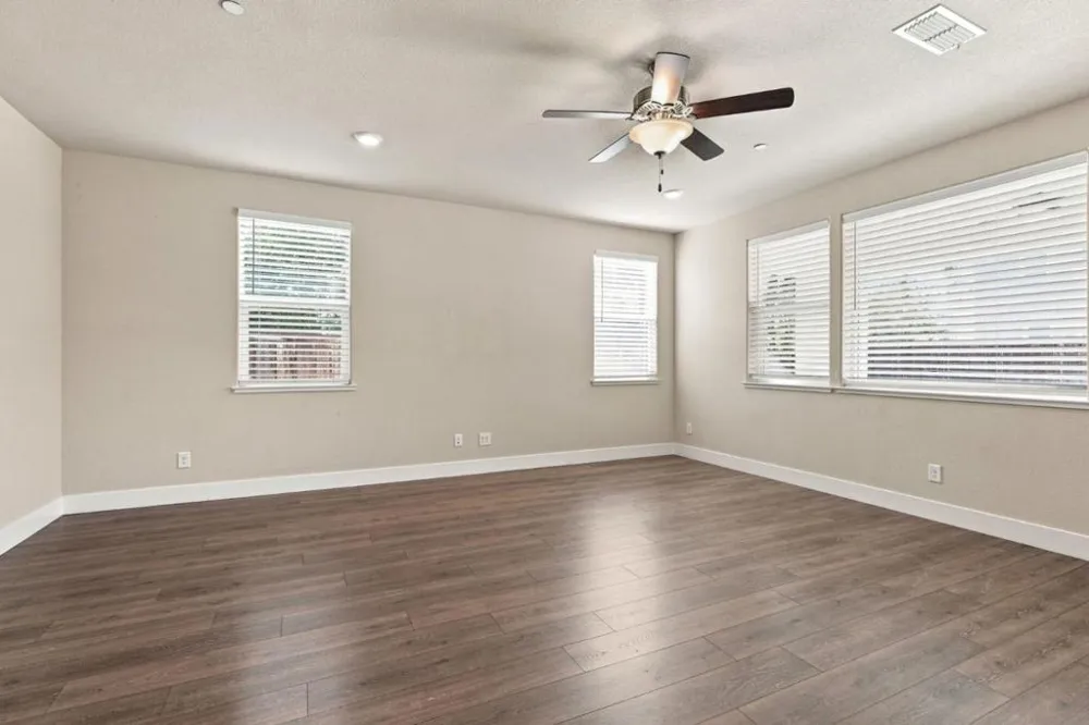 10068 Carinata Drive Elk Grove, CA 95757