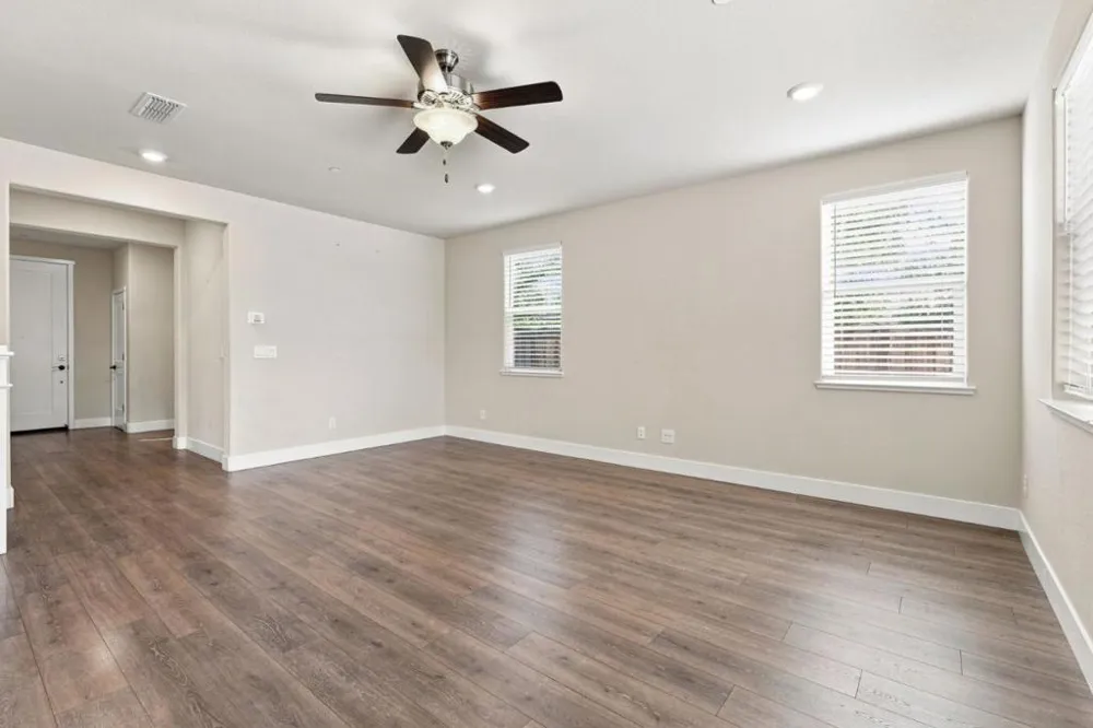 10068 Carinata Drive Elk Grove, CA 95757