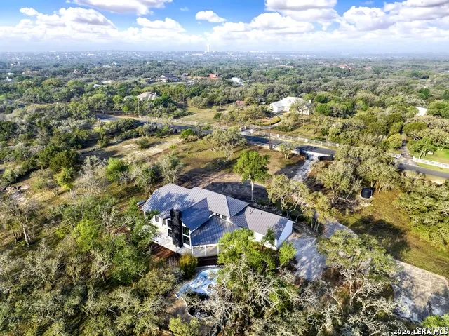 306 ROLLING OAKS LN San Antonio, TX 78253