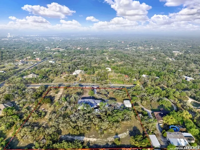 306 ROLLING OAKS LN San Antonio, TX 78253