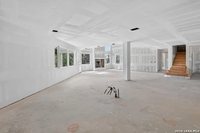 306 ROLLING OAKS LN San Antonio, TX 78253