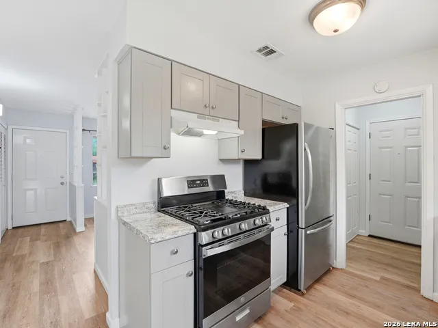 147 Fair Valley San Antonio, TX 78227