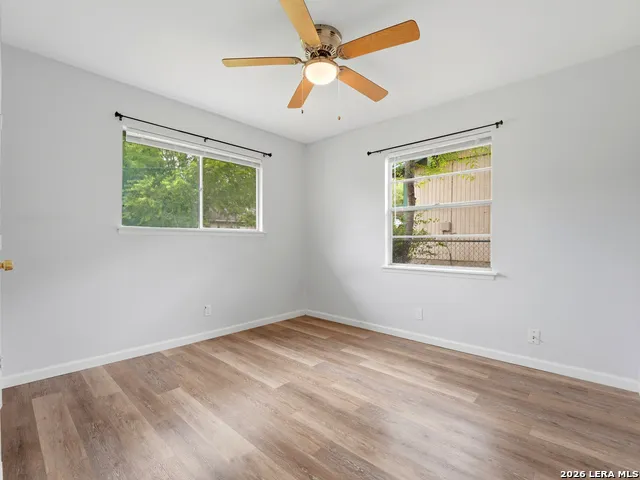 147 Fair Valley San Antonio, TX 78227