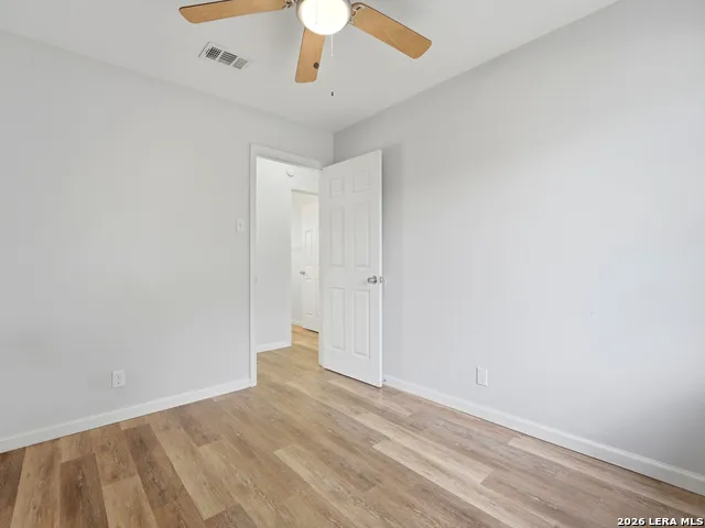 147 Fair Valley San Antonio, TX 78227