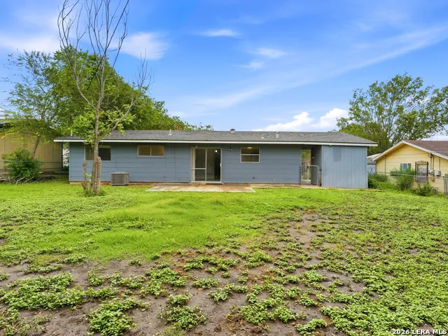 147 Fair Valley San Antonio, TX 78227