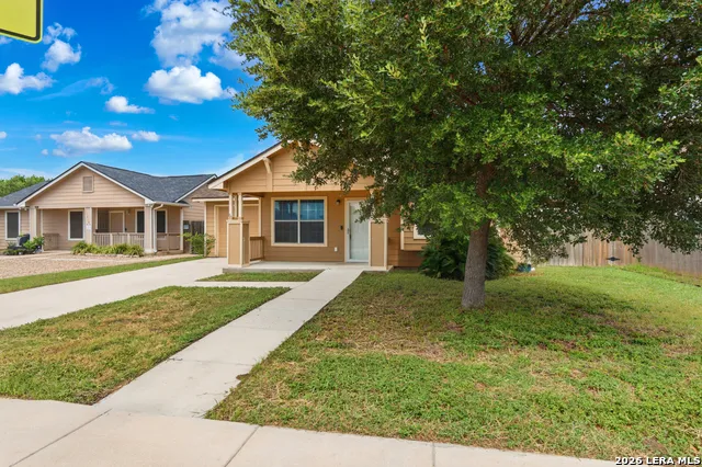 11414 GAYLORD DR San Antonio, TX 78224
