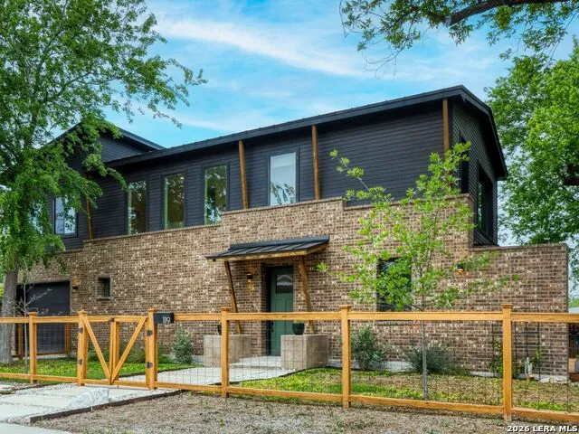 1119 DAWSON ST San Antonio, TX 78202