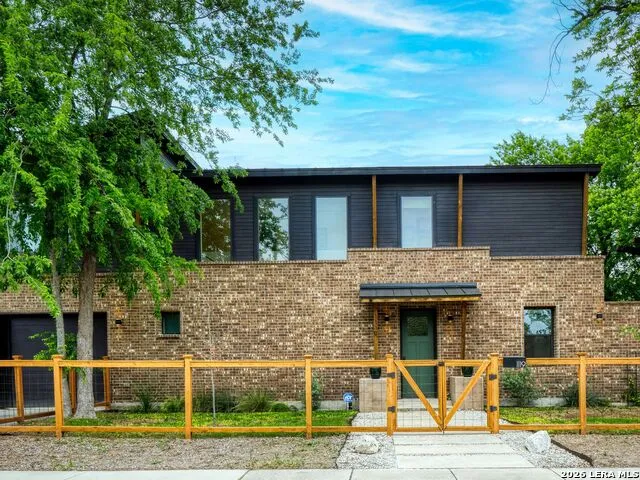 1119 DAWSON ST San Antonio, TX 78202