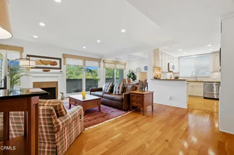 700 S Lake Avenue #306