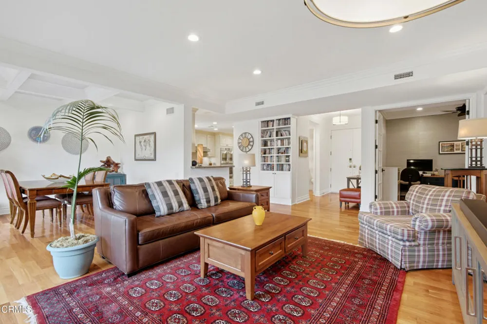 700 S Lake Avenue #306 Pasadena, CA 91106