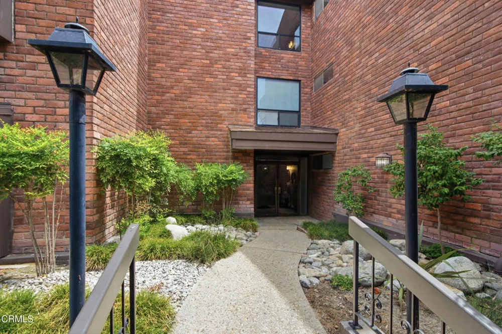 700 S Lake Avenue #306 Pasadena, CA 91106