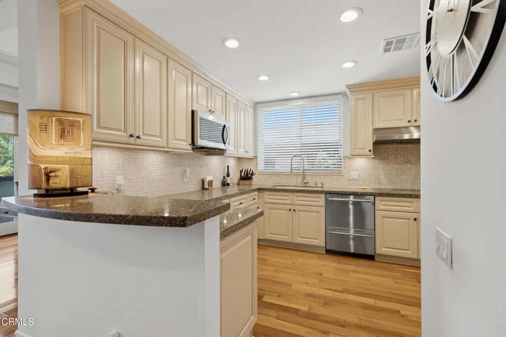 700 S Lake Avenue #306 Pasadena, CA 91106