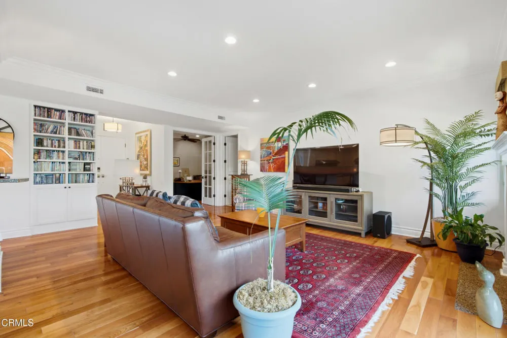 700 S Lake Avenue #306 Pasadena, CA 91106