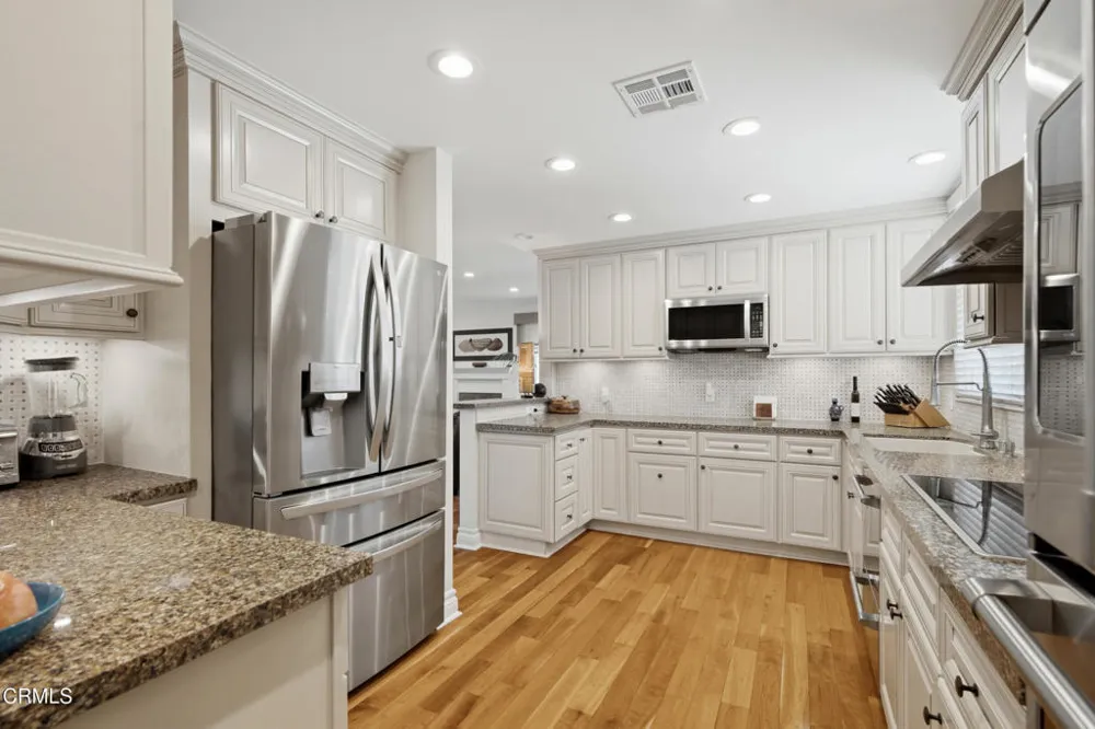 700 S Lake Avenue #306 Pasadena, CA 91106
