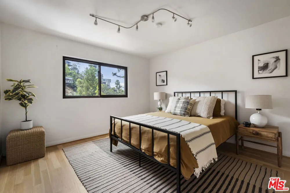 2426 Cazaux Place Los Angeles, CA 90068