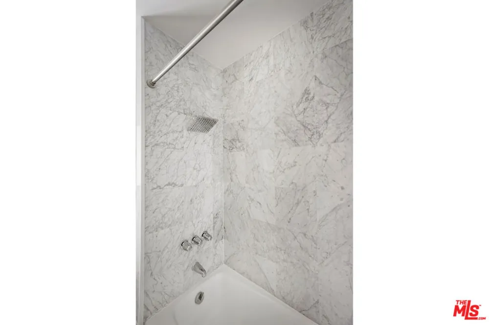 2426 Cazaux Place Los Angeles, CA 90068