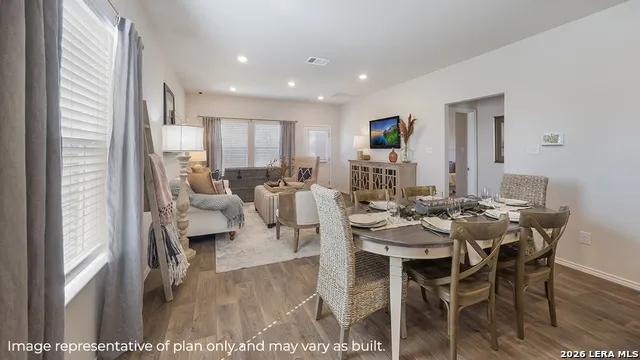 5226 Hartley Home San Antonio, TX 78245