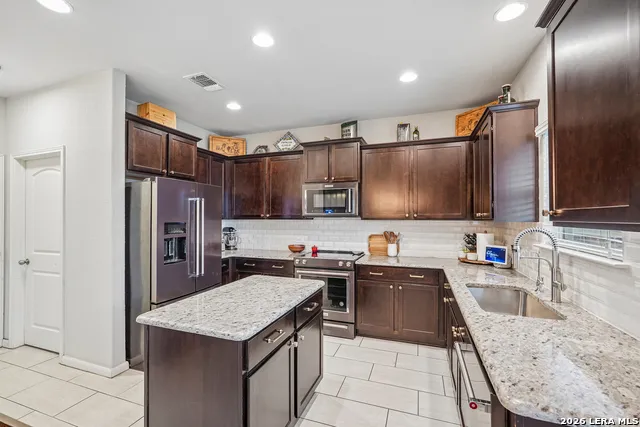 1344 LAUREN ST New Braunfels, TX 78130