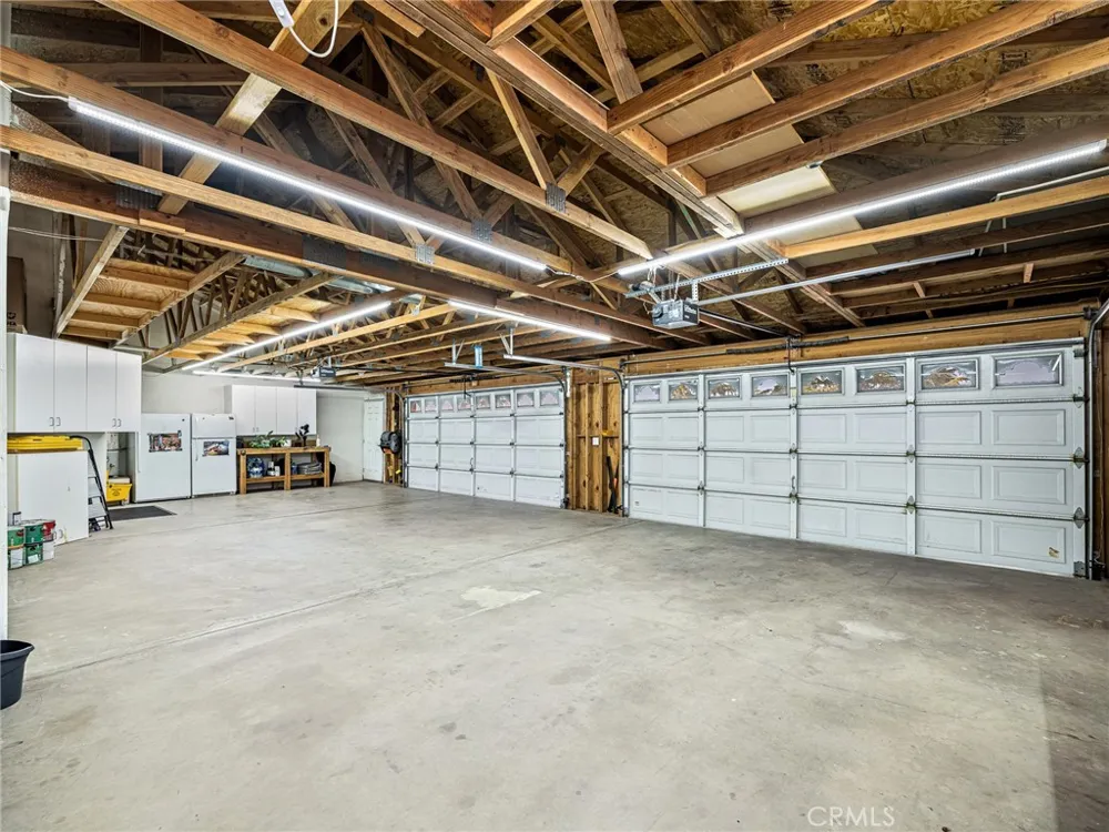6232 Coriander Oak Hills, CA 92344