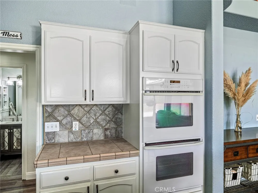 6232 Coriander Oak Hills, CA 92344